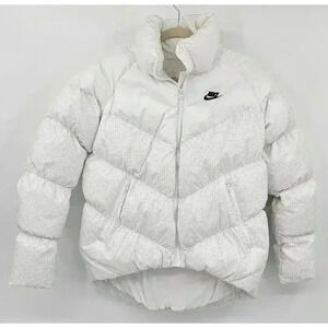 Nike Women's Size XS White Therma-FIT Loose Puffer Jacket NWT FB8788-100